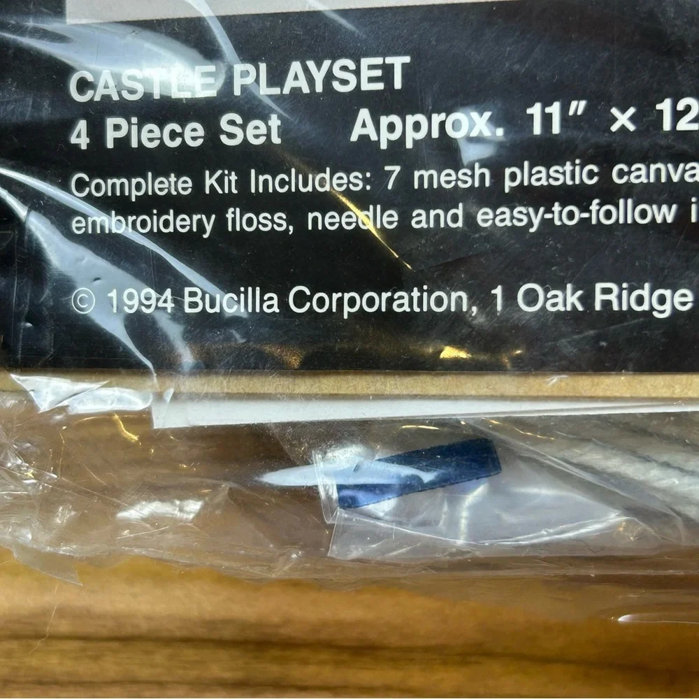 Vintage Bucilla Castle Playset Kit Plastic Canvas Needlepoint #6113 1994 NEW